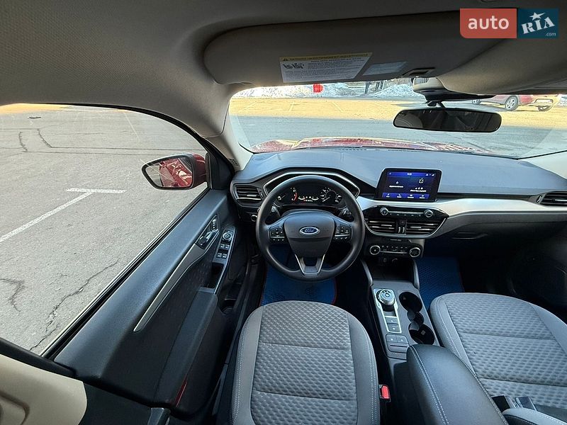 Внедорожник / Кроссовер Ford Escape 2019 в Киеве