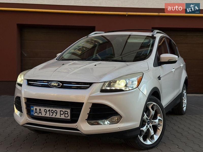 Позашляховик / Кросовер Ford Escape 2015 в Івано-Франківську