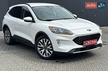 Внедорожник / Кроссовер Ford Escape 2020 в Киеве