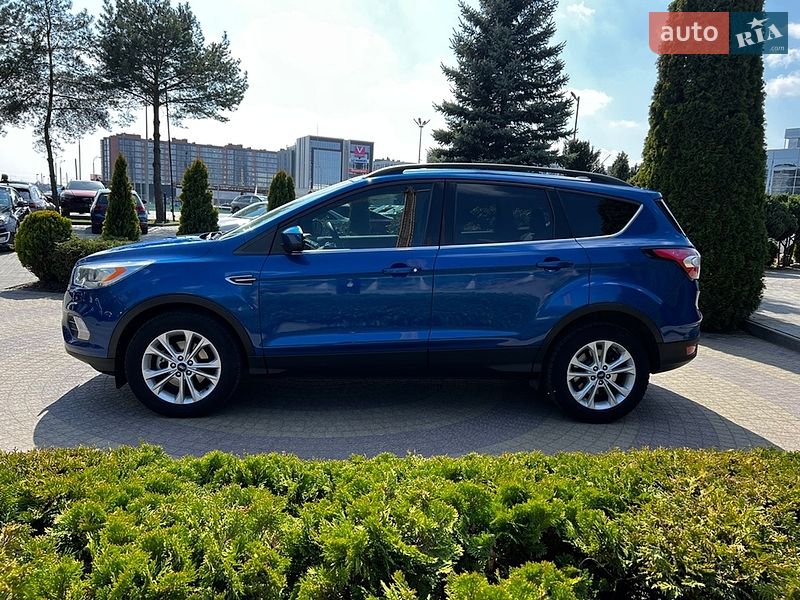 Позашляховик / Кросовер Ford Escape 2018 в Львові