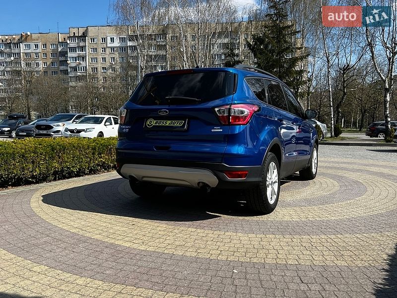 Позашляховик / Кросовер Ford Escape 2018 в Львові