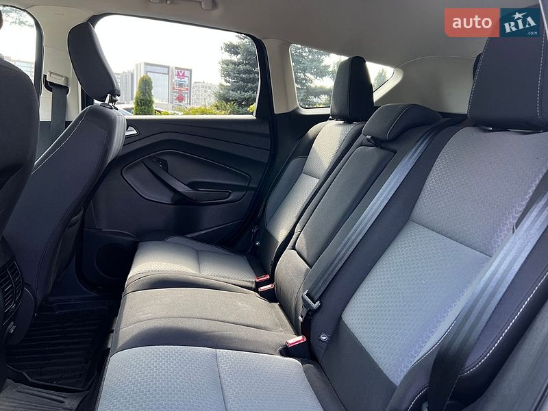 Позашляховик / Кросовер Ford Escape 2018 в Львові