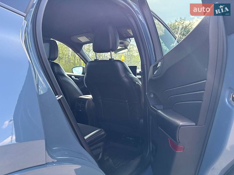 Позашляховик / Кросовер Ford Escape 2023 в Львові