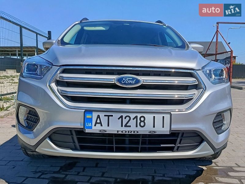 Позашляховик / Кросовер Ford Escape 2019 в Городенці