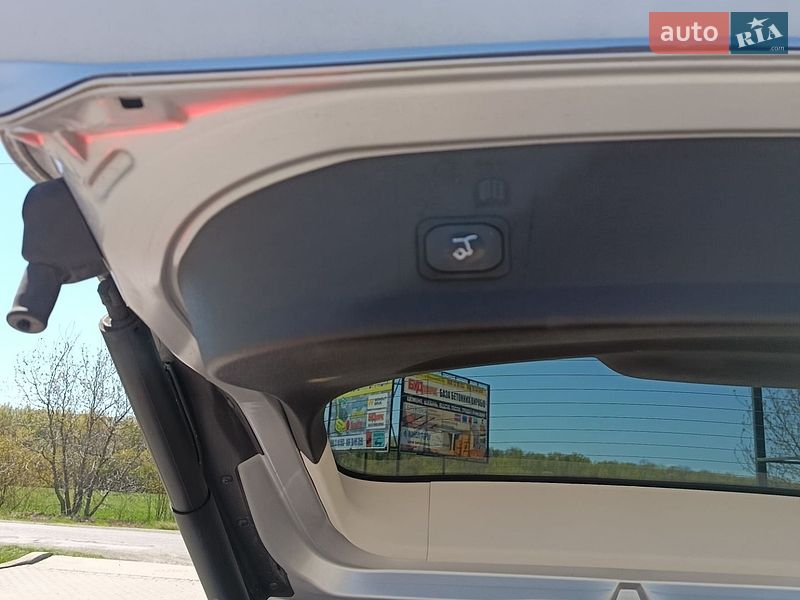 Позашляховик / Кросовер Ford Escape 2019 в Городенці