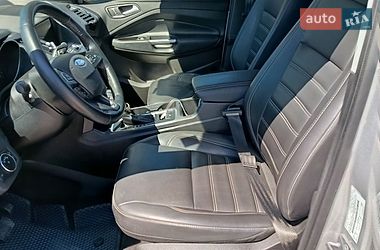 Позашляховик / Кросовер Ford Escape 2019 в Городенці