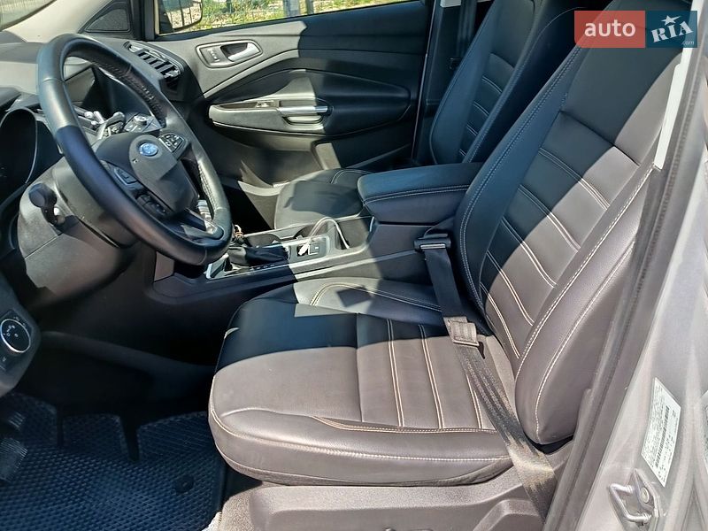 Позашляховик / Кросовер Ford Escape 2019 в Городенці