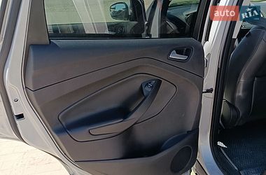 Позашляховик / Кросовер Ford Escape 2019 в Городенці