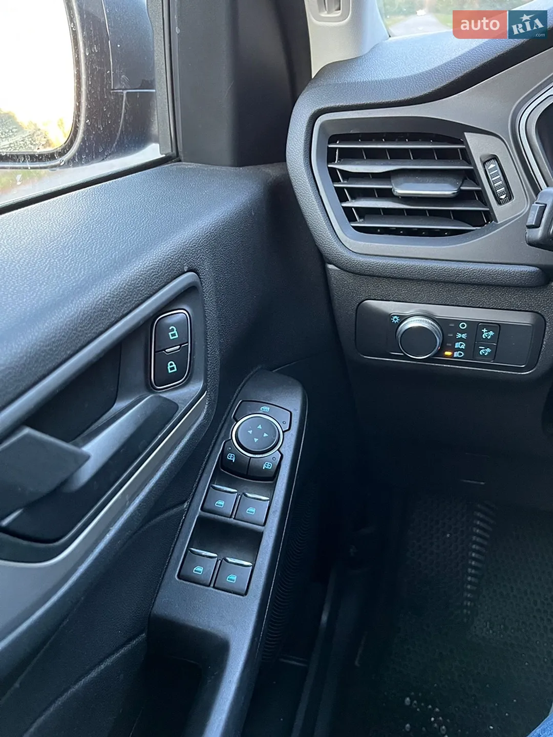 2021 Ford Escape - мініатюра 23