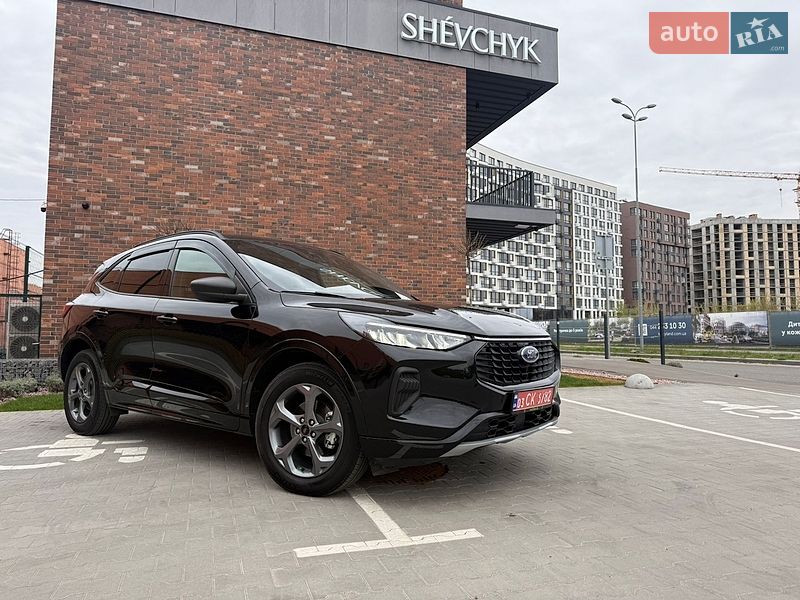 Внедорожник / Кроссовер Ford Escape 2023 в Киеве