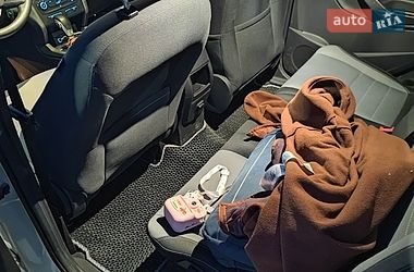 Внедорожник / Кроссовер Ford Escape 2017 в Киеве