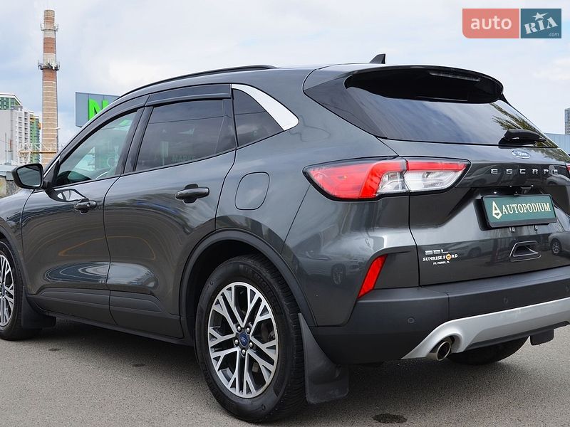 Позашляховик / Кросовер Ford Escape 2020 в Києві
