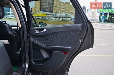 Позашляховик / Кросовер Ford Escape 2020 в Києві