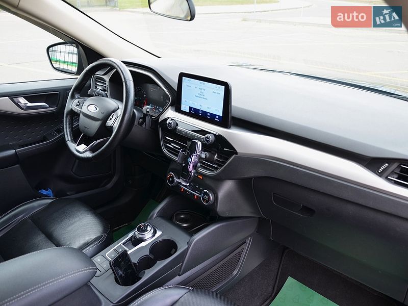 Позашляховик / Кросовер Ford Escape 2020 в Києві