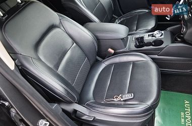 Позашляховик / Кросовер Ford Escape 2020 в Києві