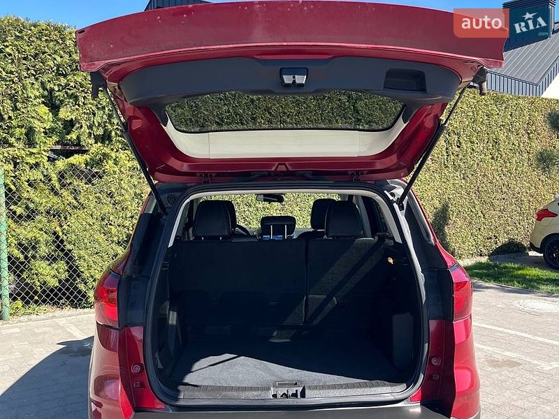 Внедорожник / Кроссовер Ford Escape 2019 в Львове