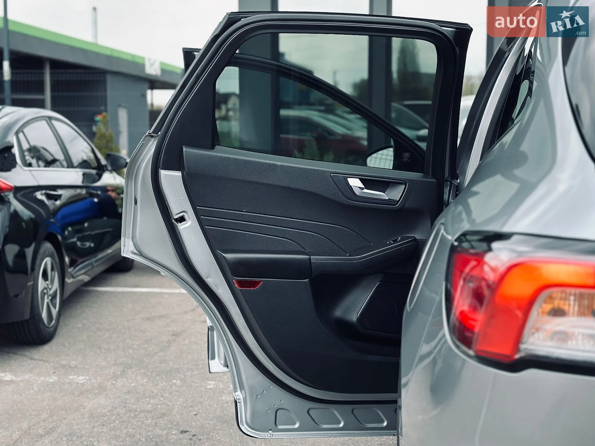 2021 Ford Escape - мініатюра 16