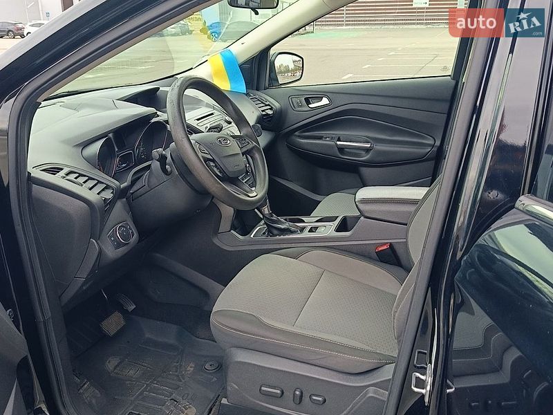 Позашляховик / Кросовер Ford Escape 2017 в Києві