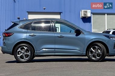 Внедорожник / Кроссовер Ford Escape 2023 в Киеве