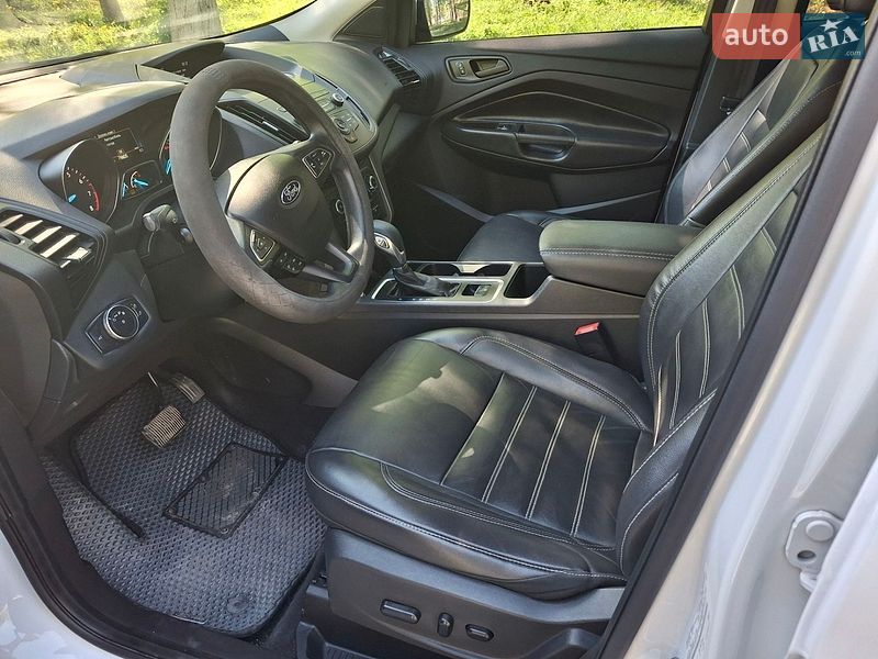 Внедорожник / Кроссовер Ford Escape 2019 в Изяславе