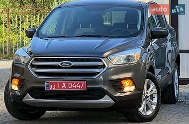 Внедорожник / Кроссовер Ford Escape 2017 в Дрогобыче