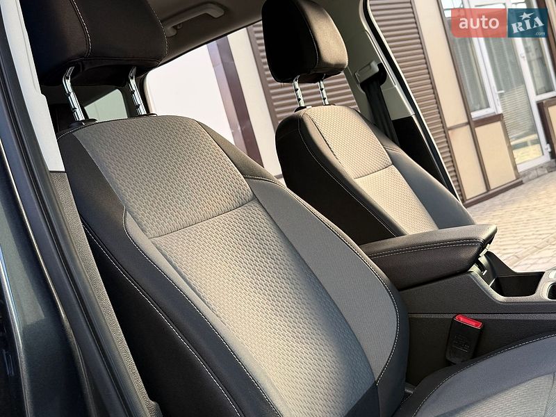 Внедорожник / Кроссовер Ford Escape 2017 в Дрогобыче