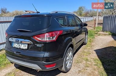 Внедорожник / Кроссовер Ford Escape 2015 в Полтаве