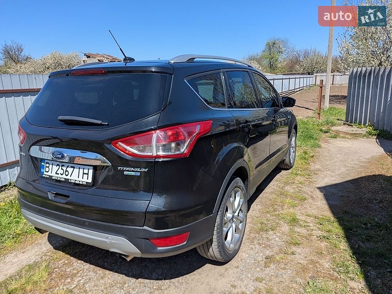 Внедорожник / Кроссовер Ford Escape 2015 в Полтаве