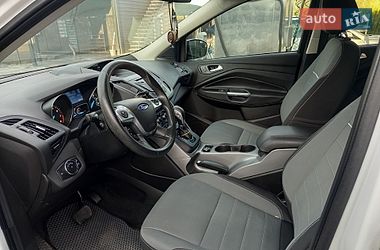 Внедорожник / Кроссовер Ford Escape 2014 в Звягеле