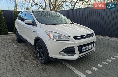 Внедорожник / Кроссовер Ford Escape 2014 в Звягеле