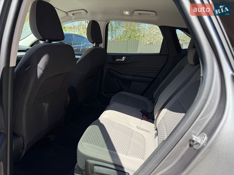 Внедорожник / Кроссовер Ford Escape 2021 в Ивано-Франковске