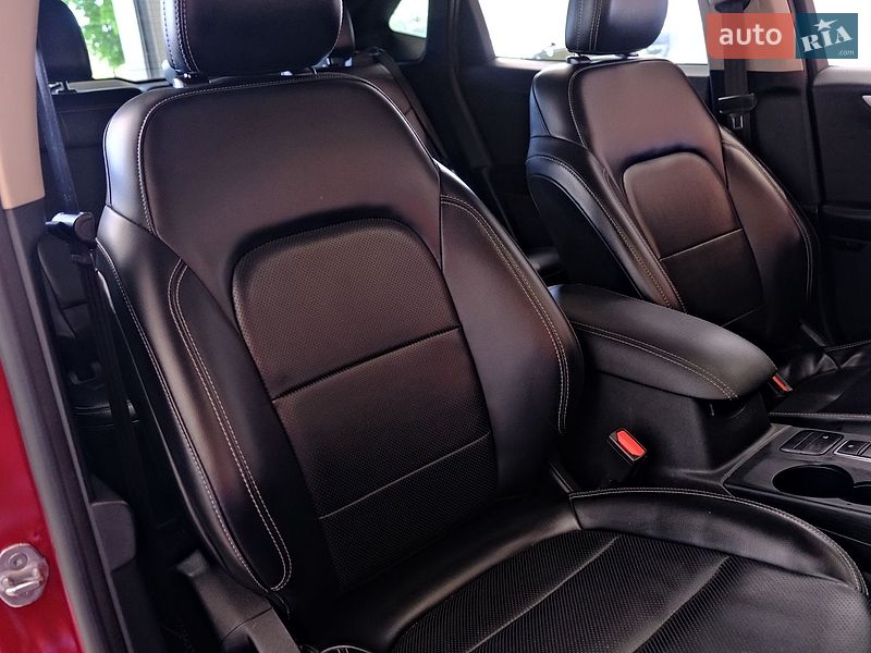 Позашляховик / Кросовер Ford Escape 2020 в Одесі