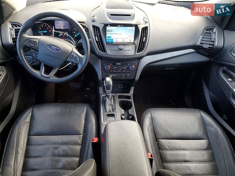 Внедорожник / Кроссовер Ford Escape 2018 в Виннице