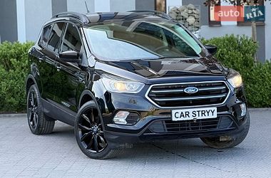 Внедорожник / Кроссовер Ford Escape 2018 в Стрые