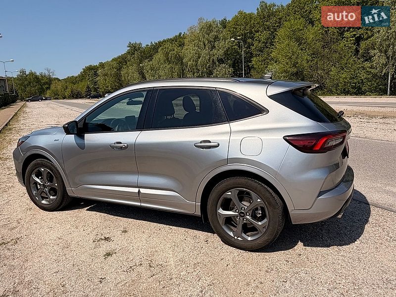 Позашляховик / Кросовер Ford Escape 2024 в Дніпрі