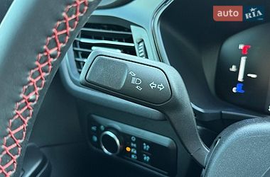 Внедорожник / Кроссовер Ford Escape 2025 в Киеве