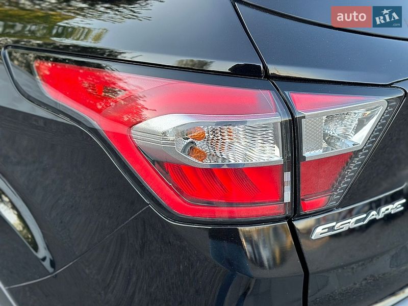Позашляховик / Кросовер Ford Escape 2018 в Києві