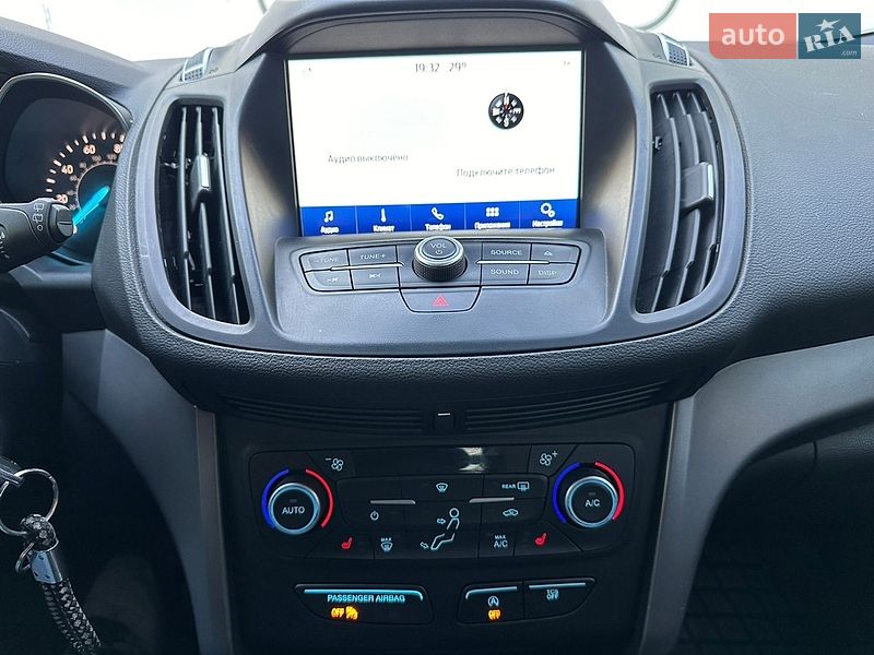 Позашляховик / Кросовер Ford Escape 2018 в Києві