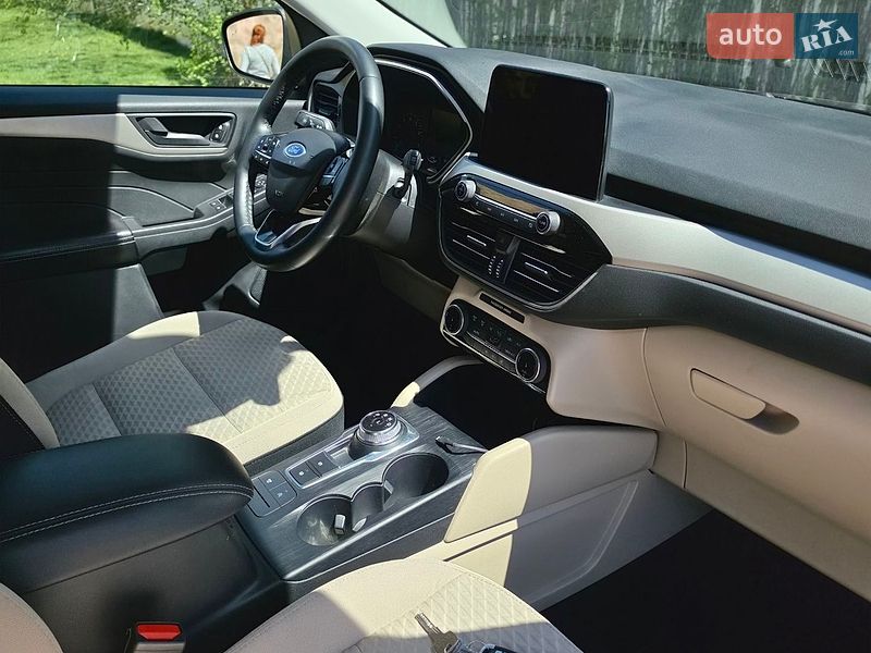 Позашляховик / Кросовер Ford Escape 2022 в Одесі