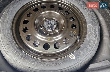 Позашляховик / Кросовер Ford Escape 2016 в Мостиській