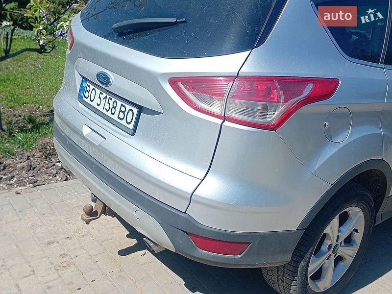 Позашляховик / Кросовер Ford Escape 2015 в Броварах