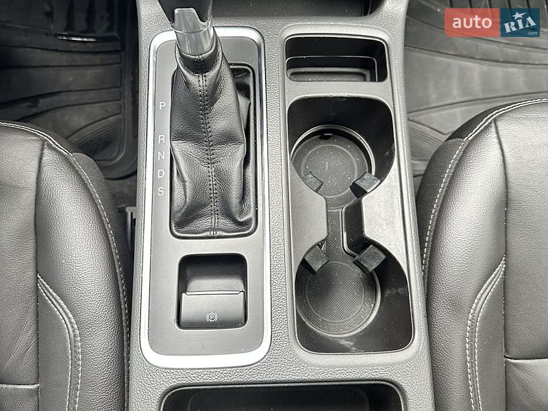 Внедорожник / Кроссовер Ford Escape 2016 в Белогородке