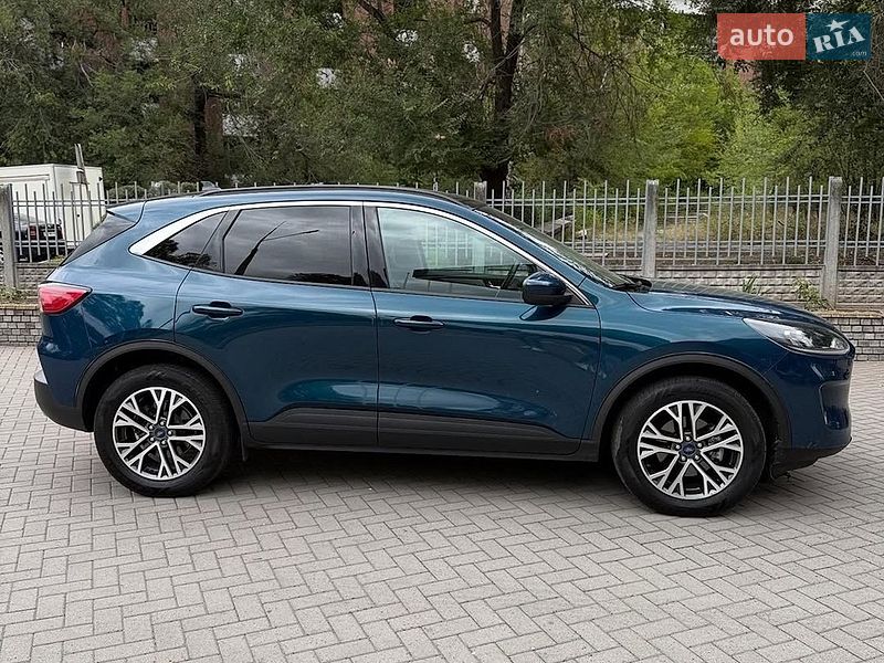Внедорожник / Кроссовер Ford Escape 2020 в Львове