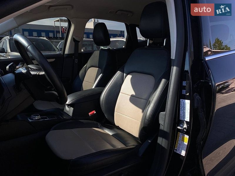 Внедорожник / Кроссовер Ford Escape 2021 в Киеве