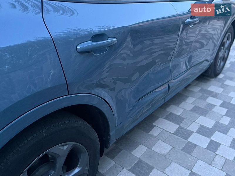 Внедорожник / Кроссовер Ford Escape 2023 в Гайвороне