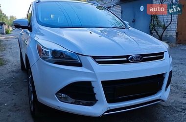 Внедорожник / Кроссовер Ford Escape 2012 в Новомосковске
