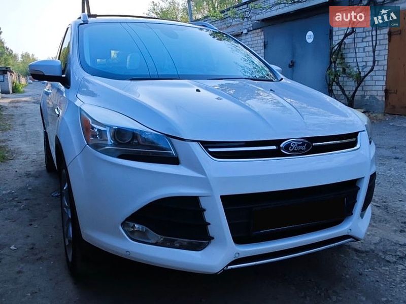 Внедорожник / Кроссовер Ford Escape 2012 в Новомосковске