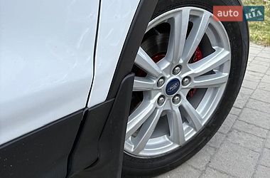 Внедорожник / Кроссовер Ford Escape 2019 в Стрые