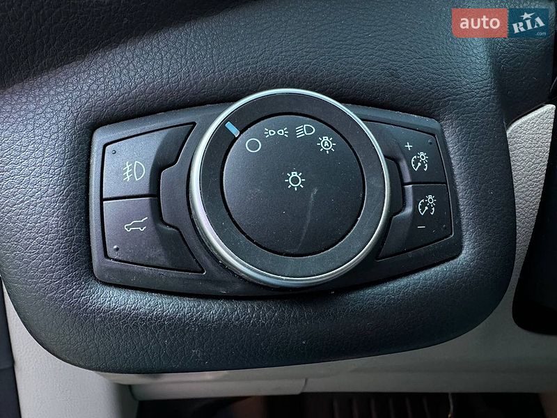 Позашляховик / Кросовер Ford Escape 2018 в Києві