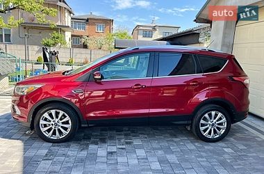 Внедорожник / Кроссовер Ford Escape 2017 в Каменке-Бугской